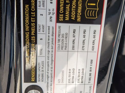 Used 2024 Mercedes-Benz GLC 300 4MATIC image 18