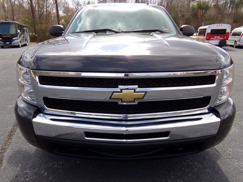 Used 2010 Chevrolet Silverado 1500 LT w/ Power Pack Plus image 3