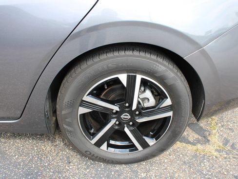 Used 2024 Nissan Sentra SV w/ All-Weather Package FWD image 29