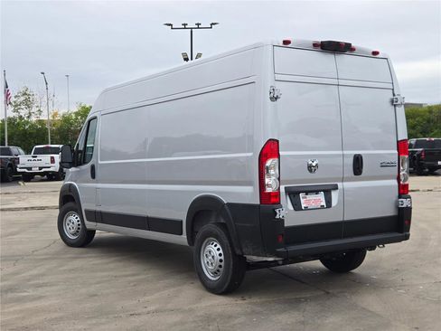New 2026 RAM ProMaster 2500 image 18