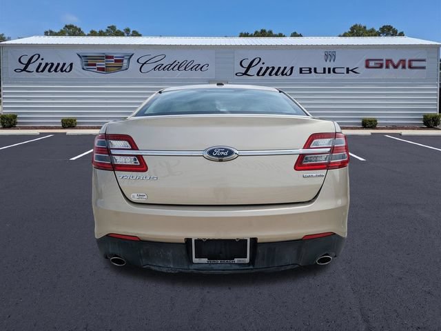 Used 2018 Ford Taurus SE FWD image 5