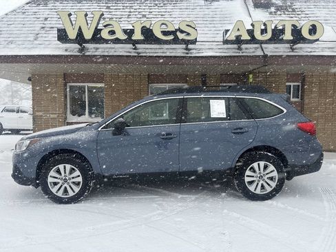 Used 2018 Subaru Outback 2.5i image 1