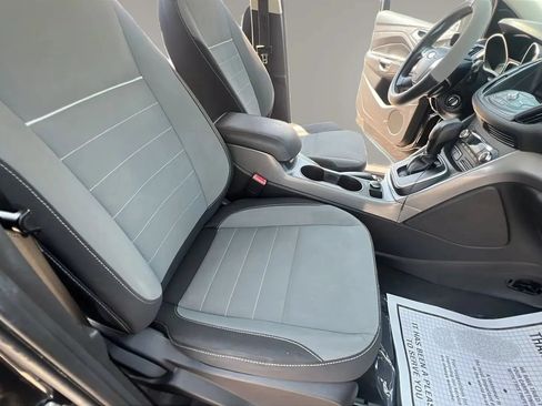 Used 2014 Ford Escape SE w/ Equipment Group 201A FWD image 20