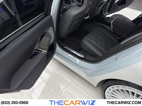 Used 2025 BMW 760i xDrive 760i xDrive Sedan 4D image 71