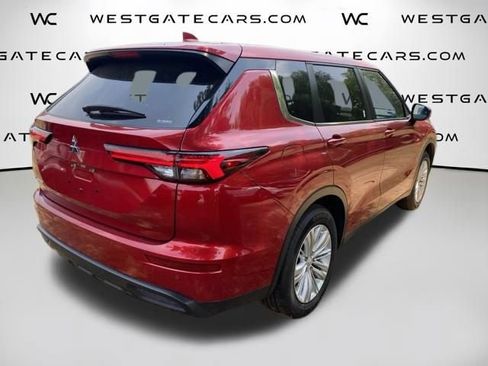 Used 2024 Mitsubishi Outlander ES AWD/4WD image 26