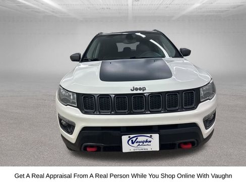 Used 2019 Jeep Compass Trailhawk AWD/4WD image 5