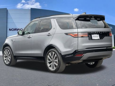 Certified 2025 Land Rover Discovery Dynamic SE AWD/4WD image 6