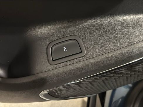 New 2026 GMC Acadia Denali w/ Super Cruise Package image 26