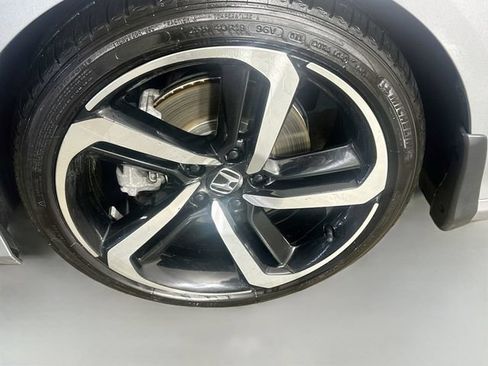 Used 2022 Honda Accord Sport image 12