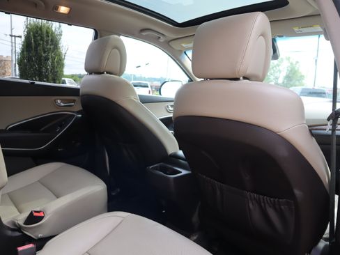 Used 2019 Hyundai Santa Fe XL FWD image 32