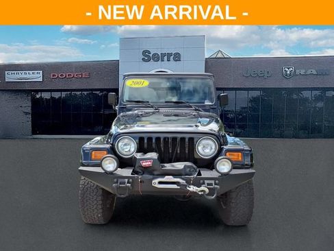 Used 2001 Jeep Wrangler Sahara AWD/4WD image 2