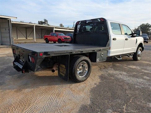 Used 2020 Ford F350 XL w/ Power Equipment Group image 4