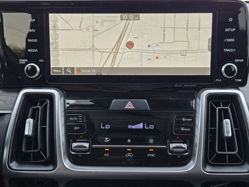 Used 2023 Kia Sorento S w/ Panoramic Sunroof Package AWD/4WD image 8