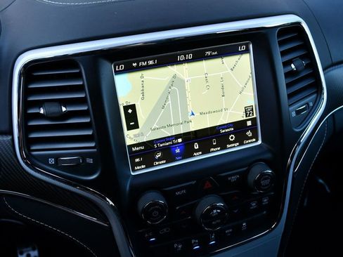 Used 2018 Jeep Grand Cherokee SRT AWD/4WD image 13
