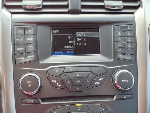 Used 2018 Ford Fusion SE image 15