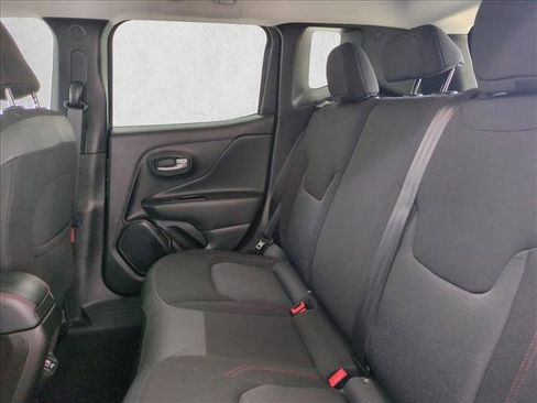 Used 2023 Jeep Renegade Trailhawk AWD/4WD image 18