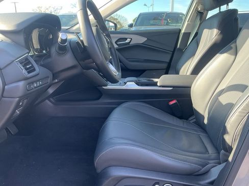 Certified 2025 Acura TLX w/ Technology Package image 8