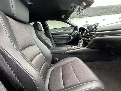 Used 2022 Honda Accord Sport image 35