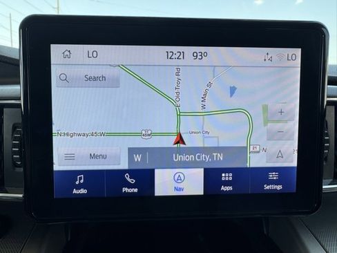 Used 2022 Ford Explorer XLT w/ Equipment Group 202A image 11