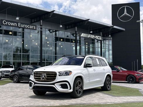 Certified 2026 Mercedes-Benz GLS 450 4MATIC image 1
