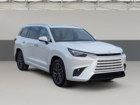 New 2026 Lexus TX 350 AWD image 2