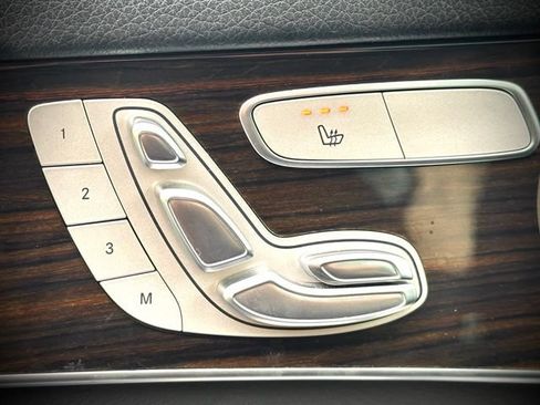 Certified 2020 Mercedes-Benz GLC 300 4MATIC image 32