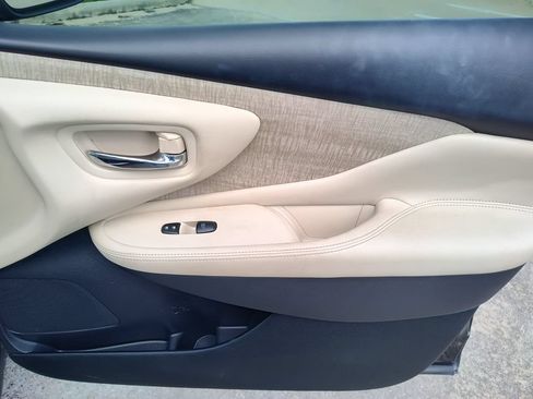 Used 2020 Nissan Murano SV w/ Cargo Package FWD image 32