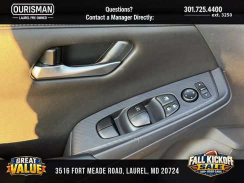 Used 2024 Nissan Sentra SV FWD image 19