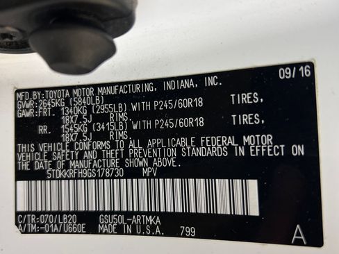 Used 2016 Toyota Highlander XLE image 21