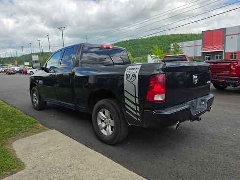 Used 2018 RAM 1500 Express AWD/4WD image 5
