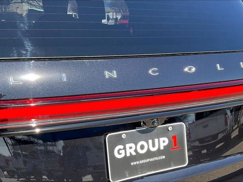 Used 2025 Lincoln Aviator Reserve image 31