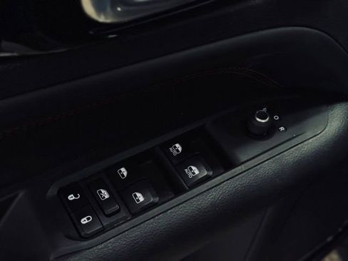 Used 2022 Jeep Compass Trailhawk w/ Trailhawk Elite Group image 16