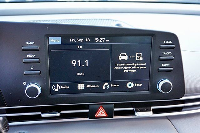 Certified 2026 Hyundai Elantra Sport FWD image 34
