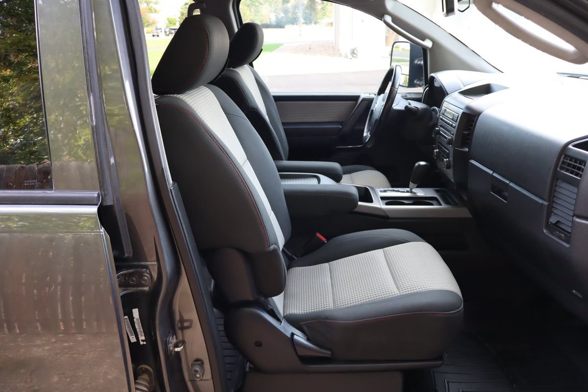 Used 2011 Nissan Titan PRO-4X w/ Pro-4x Premium Utility Pkg AWD/4WD image 22