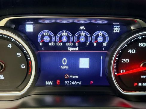 Certified 2019 Chevrolet Silverado 1500 High Country w/ Technology Package image 33