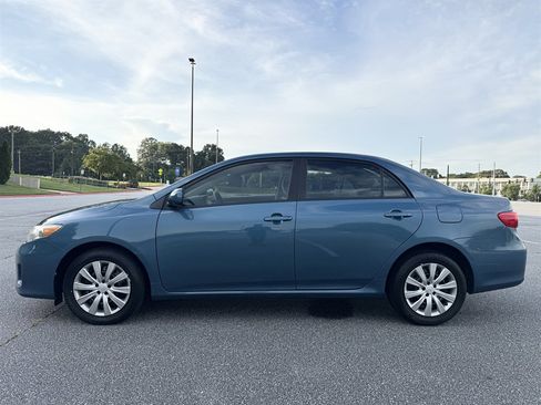 Used 2013 Toyota Corolla LE FWD image 37