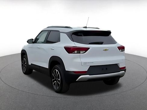 Used 2025 Chevrolet TrailBlazer LT image 12