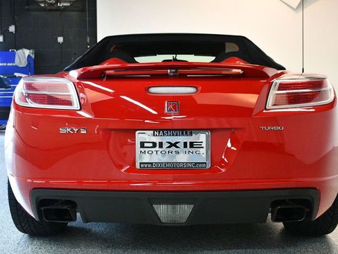 Used 2007 Saturn Sky Red Line RWD image 12