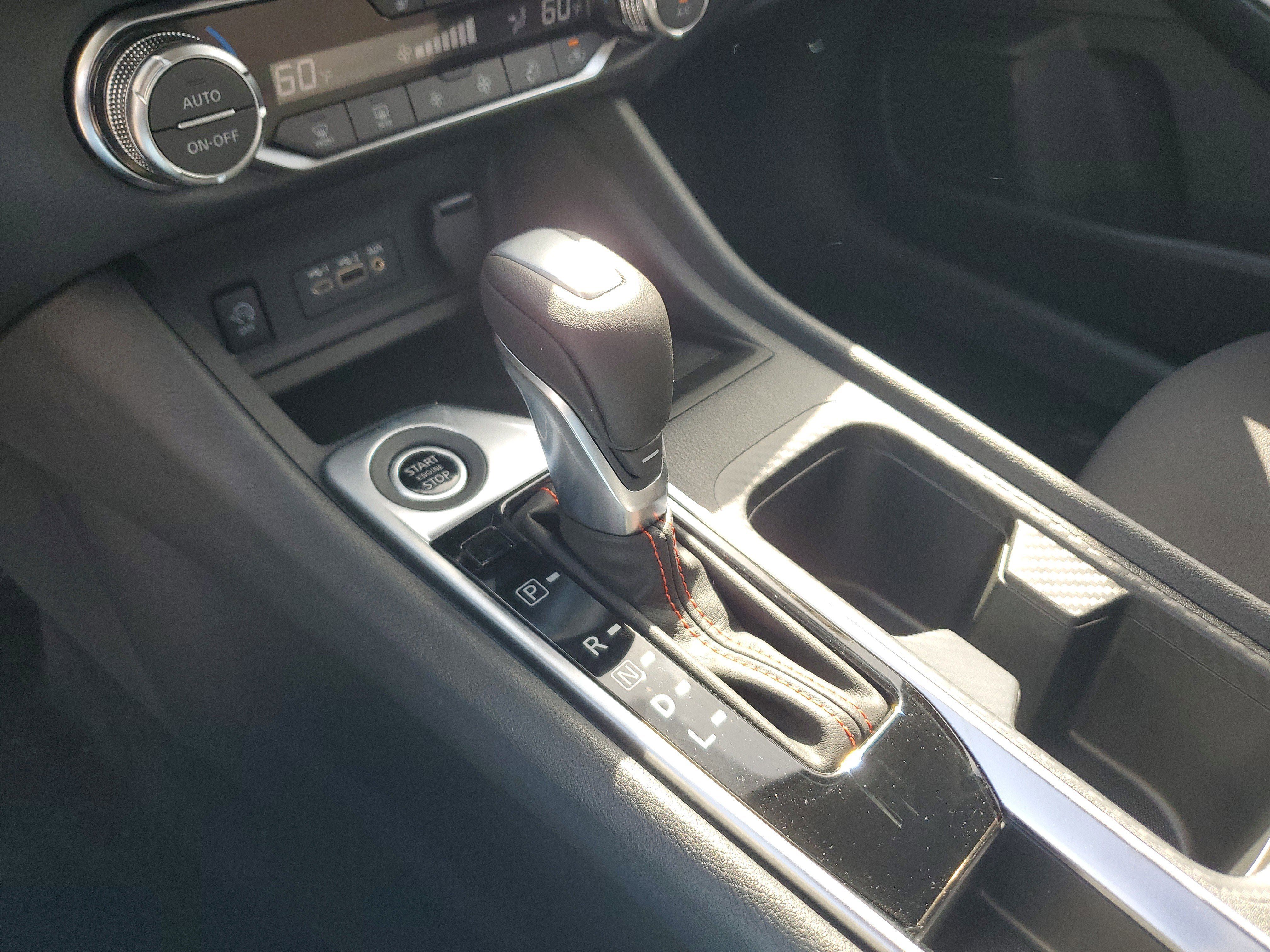 New 2025 Nissan Sentra SR w/ Midnight Edition FWD image 25
