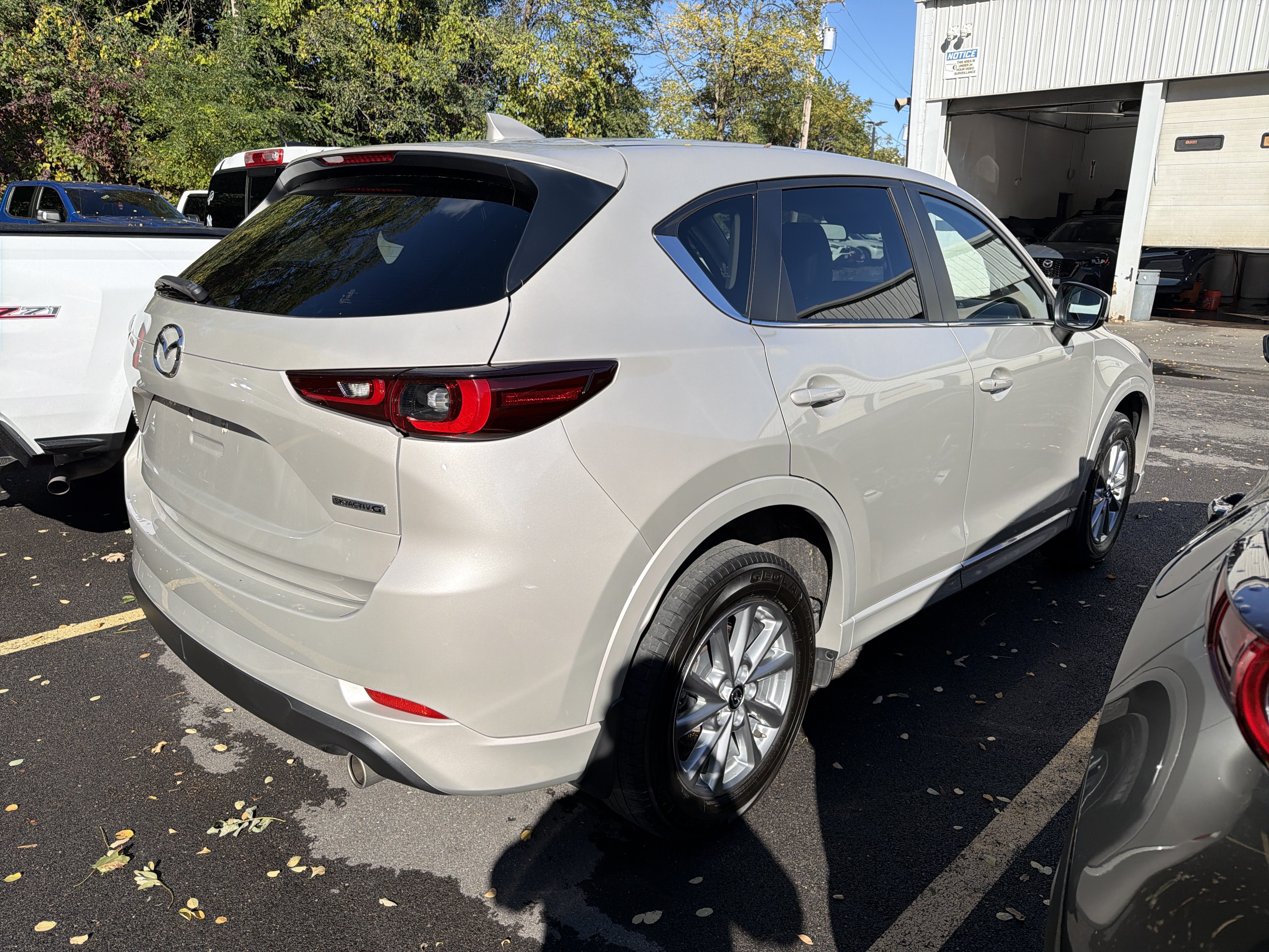 Used 2024 MAZDA CX-5 AWD 2.5 S w/ Select Package image 7