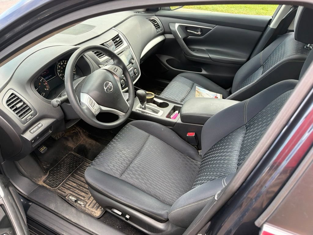 Used 2016 Nissan Altima 2.5 S w/ Power Driver Seat Package FWD image 8