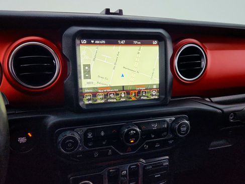 Used 2020 Jeep Gladiator Rubicon AWD/4WD image 19