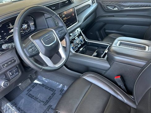 Certified 2023 GMC Yukon XL Denali w/ Max Trailering Package AWD/4WD image 10