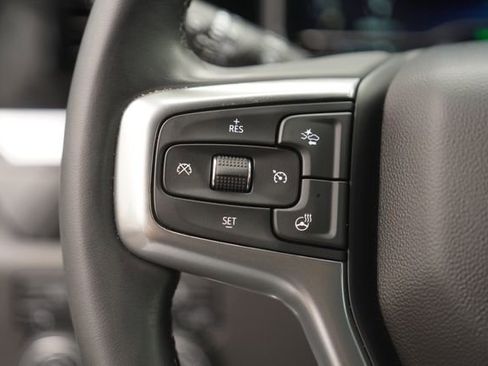 Used 2023 Chevrolet Silverado 1500 LT AWD/4WD image 22