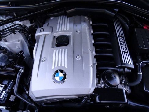 Used 2007 BMW 530xi Wagon AWD/4WD image 68