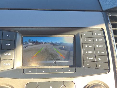 Used 2018 Ford Taurus SE image 34