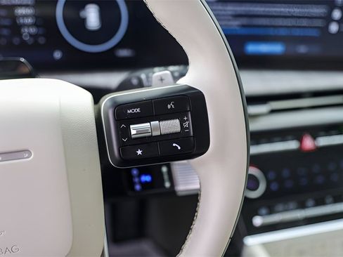 Used 2024 Hyundai Santa Fe Calligraphy image 13