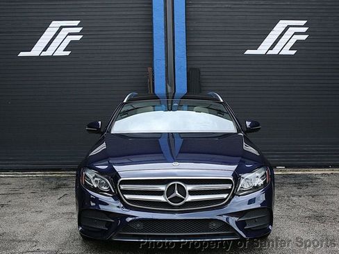 Used 2018 Mercedes-Benz E 400 4MATIC Wagon w/ Premium 2 Package image 12