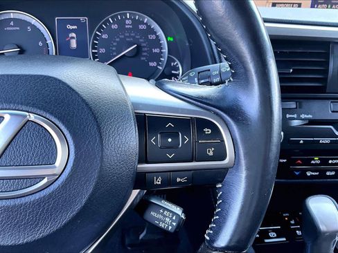 Used 2018 Lexus RX 350L Luxury w/ Accessory Package FWD image 23