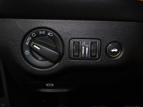 Used 2023 Dodge Challenger R/T Scat Pack image 25